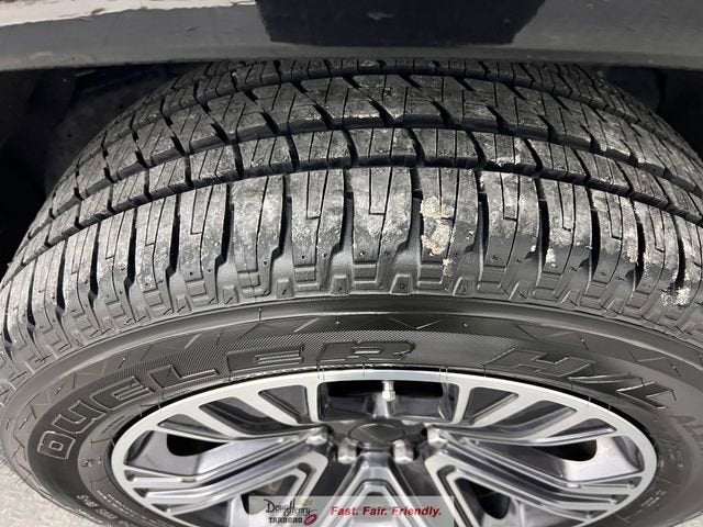 2024 Jeep Wagoneer Base