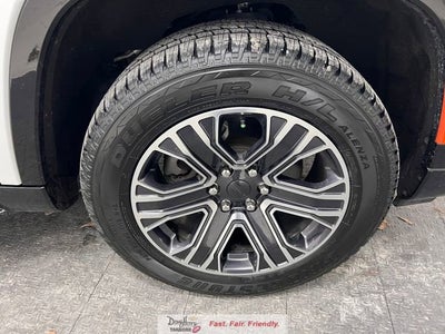 2024 Jeep Wagoneer Base