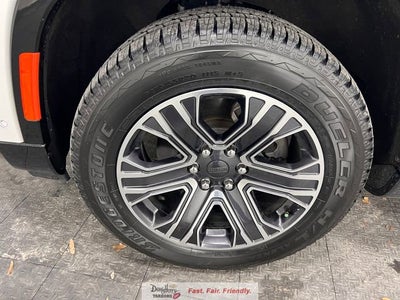 2024 Jeep Wagoneer Base