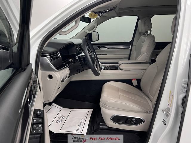 2024 Jeep Wagoneer Base