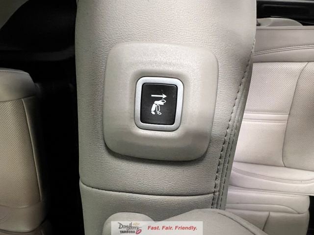 2024 Jeep Wagoneer Base