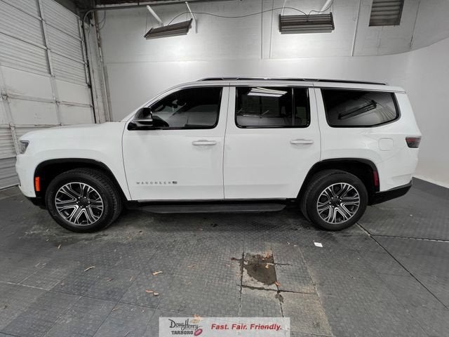 2024 Jeep Wagoneer Base