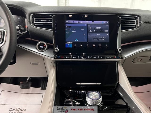 2024 Jeep Wagoneer Base