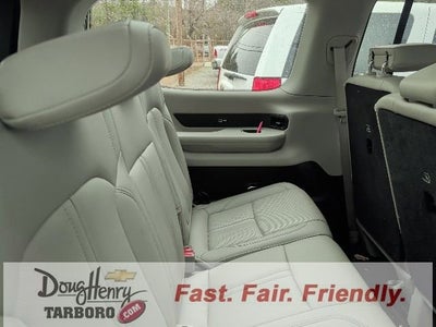 2024 Jeep Wagoneer Base