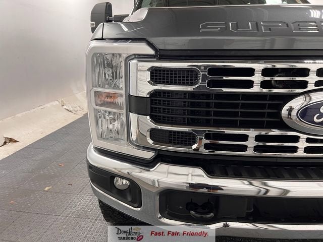 2025 Ford Super Duty F-350 SRW XL