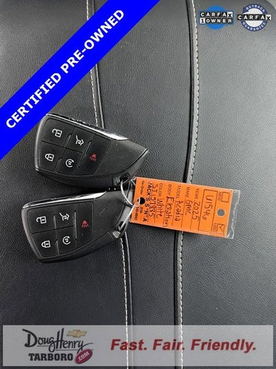 2025 GMC Acadia Elevation