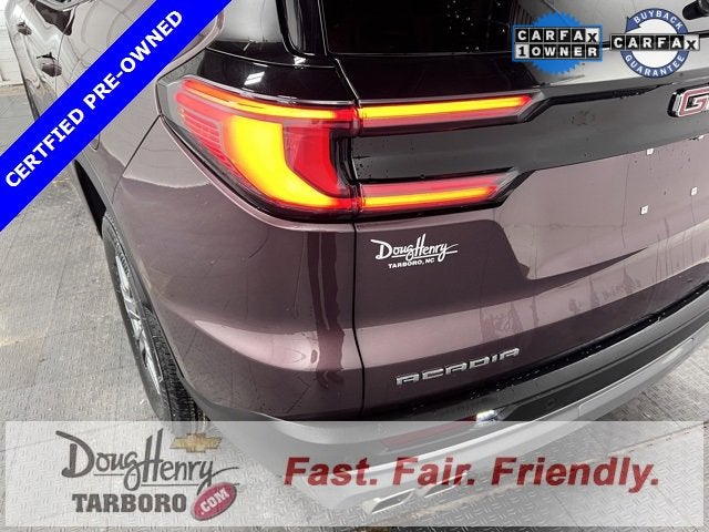 2025 GMC Acadia Elevation