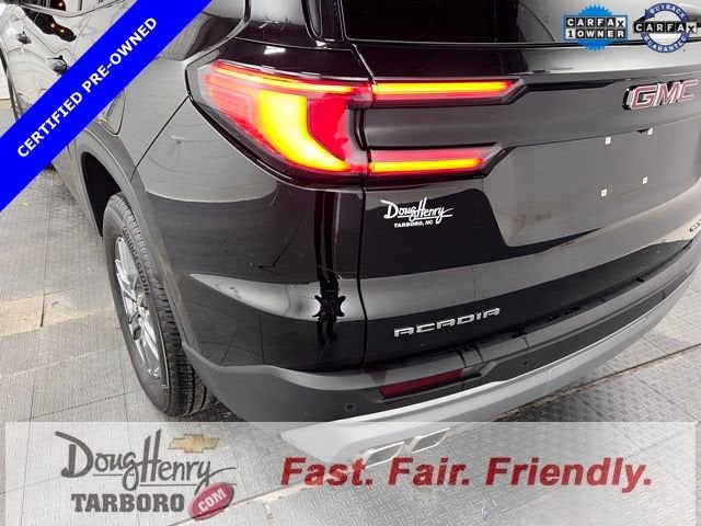 2025 GMC Acadia Elevation