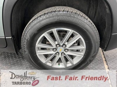 2022 Chevrolet Traverse LT Cloth