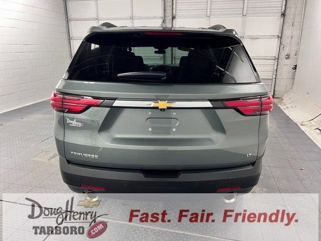 2022 Chevrolet Traverse LT Cloth