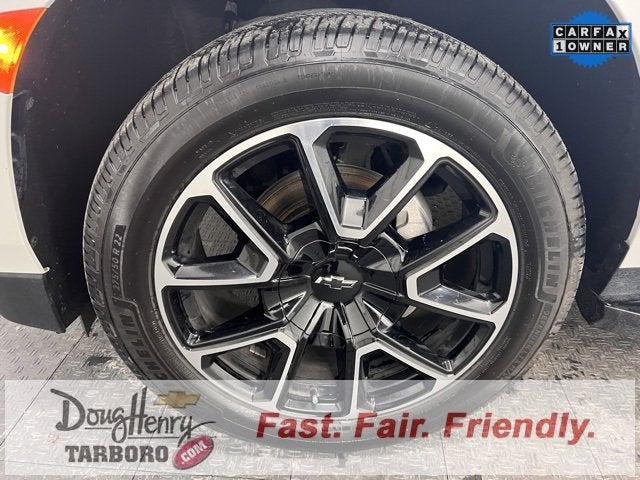 2023 Chevrolet Suburban RST