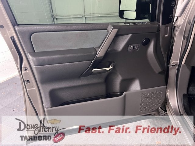 2006 Nissan Titan SE