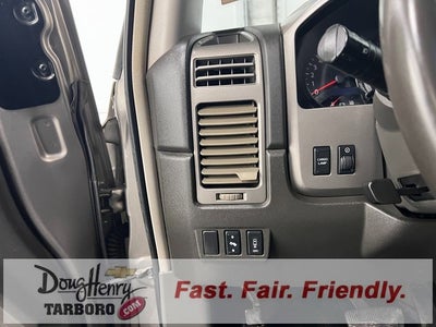 2006 Nissan Titan SE