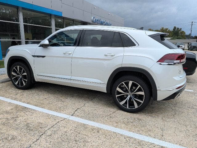 2025 Volkswagen Atlas Cross Sport 2.0T SEL Premium R-Line