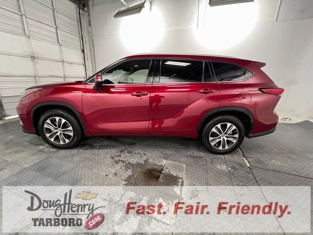 2022 Toyota Highlander XLE