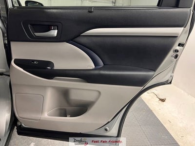 2019 Toyota Highlander SE