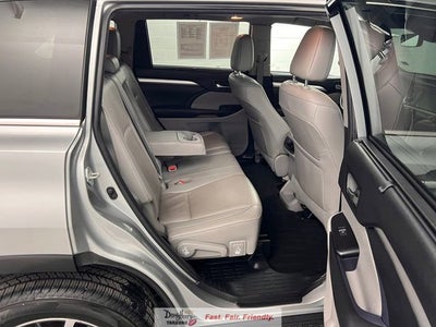 2019 Toyota Highlander SE