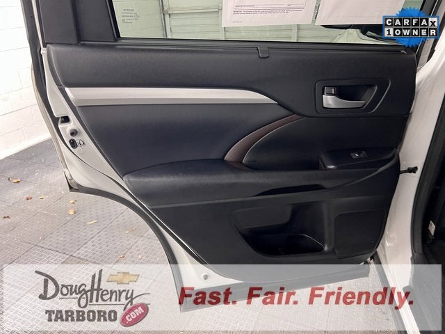 2018 Toyota Highlander SE