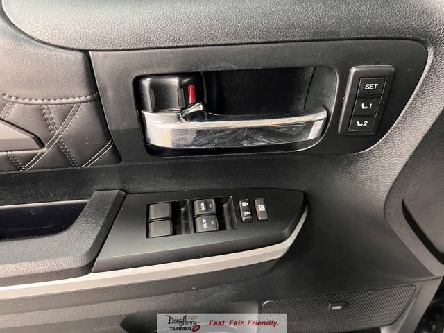 2017 Toyota Tundra 4WD Platinum
