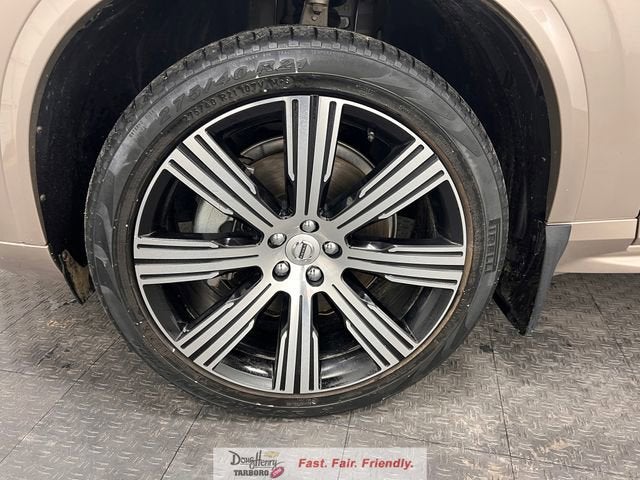 2024 Volvo XC90 Plus Bright Theme