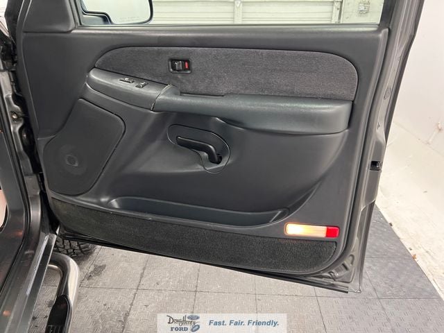 2002 Chevrolet Silverado 1500HD LS