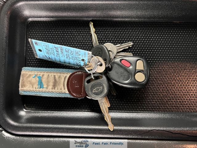 2002 Chevrolet Silverado 1500HD LS