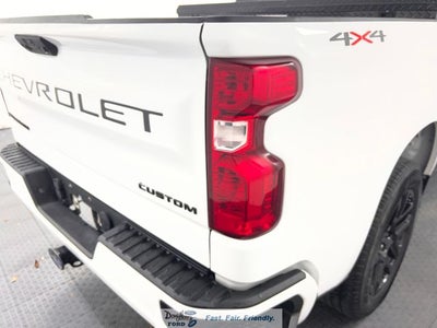 2023 Chevrolet Silverado 1500 Custom