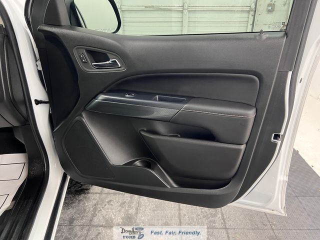 2022 GMC Canyon AT4 w/Cloth