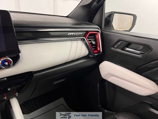 2023 GMC Canyon AT4X