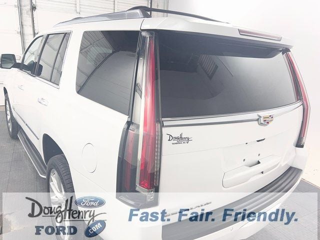 2018 Cadillac Escalade Luxury