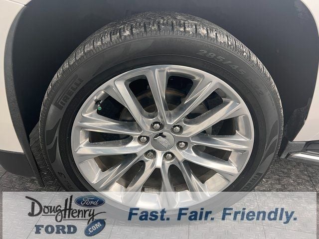 2018 Cadillac Escalade Luxury