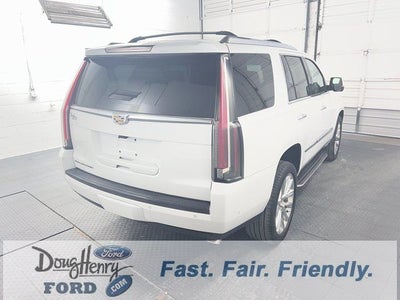 2018 Cadillac Escalade Luxury