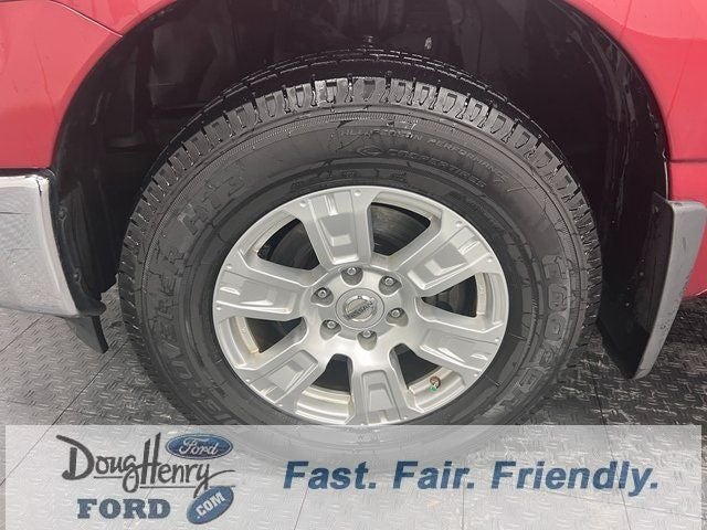 2017 Nissan Titan SV