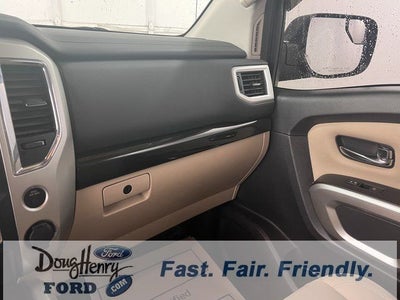 2017 Nissan Titan SV