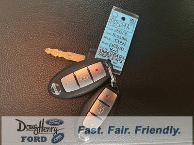 2017 Nissan Titan SV