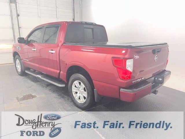 2017 Nissan Titan SV