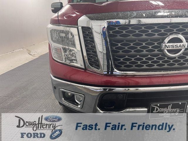 2017 Nissan Titan SV