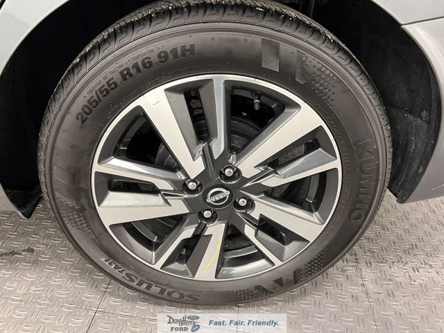 2025 Nissan Versa 1.6 SV