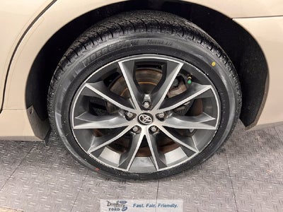 2016 Toyota Camry XSE