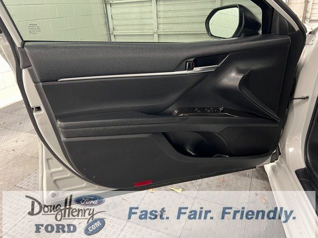 2022 Toyota Camry SE Nightshade