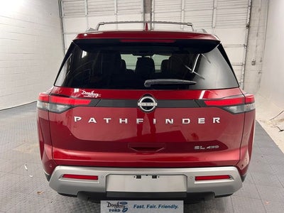2023 Nissan Pathfinder SL